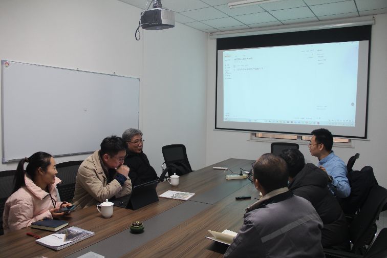 Shandong Lannuo обсъжда инициирането на проект за лаборатория за шум и контрол на шума с професор KWAK, Moon Kyu, Ph.D. и представител Liang Tongho от университета Dongguk, Южна Корея